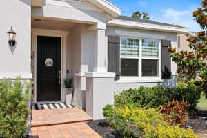 520 VALRI PARK DRIVE, VALRICO, FL 33594 Sold 07/18/25