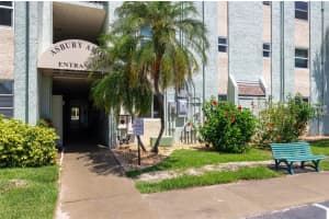 801 83rd Ave N #209, ST PETERSBURG