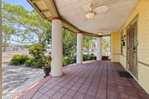 202 39TH AVENUE, ST PETERSBURG, FL 33705 - MLS#MFRTB8387193