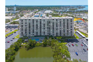 7050 SUNSET DRIVE, SOUTH PASADENA, FL 33707 Sold 07/23/25