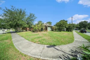 1813 NOVA DRIVE, VALRICO, FL 33596 - MLS#MFRTB8387243