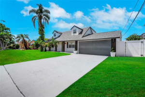 8711 THORNWOOD LANE, TAMPA, FL 33615 Sold 06/30/25