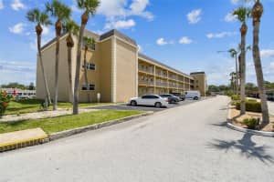 1 Boca Ciega Point Blvd #310, ST PETERSBURG