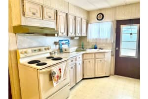 12311 THOMASON STREET, BROOKSVILLE, FL 34613 - MLS#MFRTB8387477