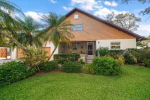 1799 DIXIE HIGHWAY, TARPON SPRINGS, FL 34689 - MLS#MFRTB8387515
