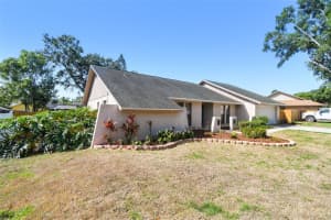 1111 LAKEMONT DRIVE, VALRICO, FL 33594 Sold 07/03/25