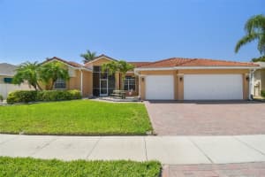 3737 Gaviota Dr, SUN CITY CENTER