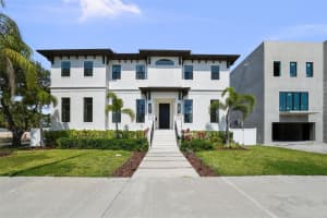 403 E Davis Blvd, TAMPA