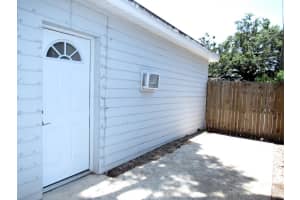 8996 SOUTHERN COMFORT DRIVE, LARGO, FL 33773 - MLS#MFRTB8387612