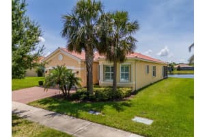 4821 GRAND BANKS DRIVE, WIMAUMA, FL 33598 - MLS#MFRTB8387688