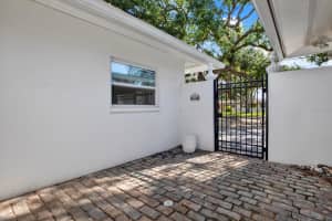 3800 SHORE ACRES BOULEVARD, ST PETERSBURG, FL 33703 - MLS#MFRTB8387721