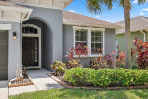 15711 STARLING DALE LANE, LITHIA, FL 33547 Sold 08/08/25