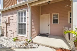 9473 FOREST HILLS PLACE, TAMPA, FL 33612 - MLS#MFRTB8387954
