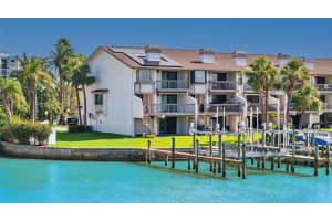 101 Marina Del Rey Ct, CLEARWATER