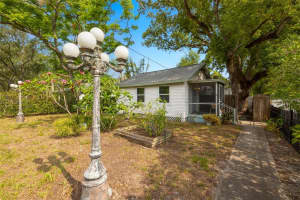 1216 E Lambright St, TAMPA