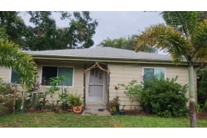 1735 CLEVELAND STREET, CLEARWATER, FL 33755 Sold 07/28/25