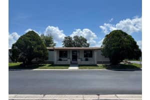 34300 Countryside Dr, WESLEY CHAPEL