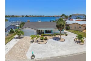 6322 COCOA LANE, APOLLO BEACH, FL 33572 Sold 07/18/25