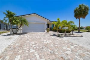 6322 COCOA LANE, APOLLO BEACH, FL 33572 Sold 07/18/25