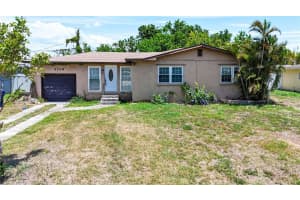 4709 MINEOLA STREET, BRADENTON, FL 34207 Sold 08/25/25