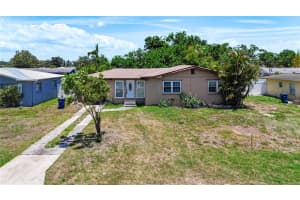 4709 MINEOLA STREET, BRADENTON, FL 34207 Sold 08/25/25