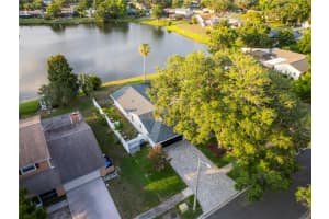 3925 DUNAIRE DRIVE, VALRICO, FL 33596 - MLS#MFRTB8388619