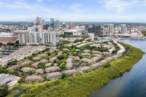 612 Arbor Lake Ln, TAMPA