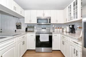 2311 64TH STREET COURT, BRADENTON, FL 34209 - MLS#MFRTB8388874