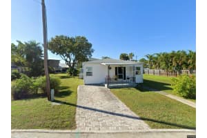 13124 4TH STREET, MADEIRA BEACH, FL 33708 Sold 07/18/25
