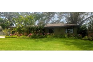 8260 32ND AVENUE, ST PETERSBURG, FL 33710 - MLS#MFRTB8388896