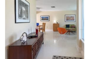1775 62ND TERRACE, ST PETERSBURG, FL 33712 Sold 10/17/25