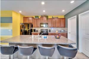 17052 YELLOW PINE STREET, WIMAUMA, FL 33598 - MLS#MFRTB8388919