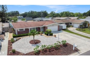 10400 112TH WAY, LARGO, FL 33778 - MLS#MFRTB8388944