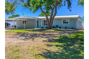 489 Fox Run Trl, APOLLO BEACH