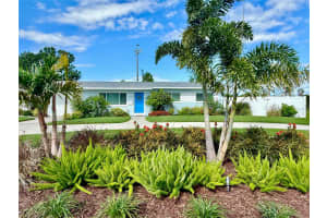 3701 MANATEE DRIVE, ST PETERSBURG, FL 33705 Sold 06/27/25