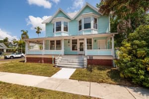 457 8th Ave N, ST PETERSBURG