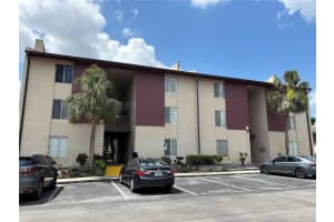 3814 N Lake Dr #65, TAMPA