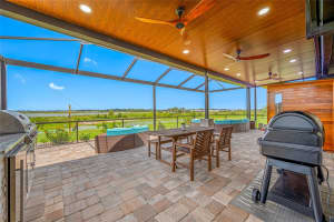31775 SUN KETTLE LOOP LOOP, WESLEY CHAPEL, FL 33545 - MLS#MFRTB8389332