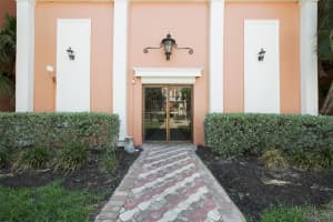 6960 20th Ave N #203b, ST PETERSBURG