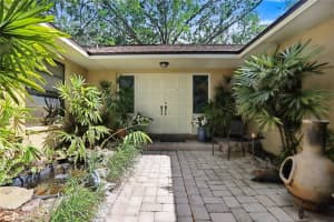 2503 VICTARRA CIRCLE, LUTZ, FL 33559 Sold 07/23/25