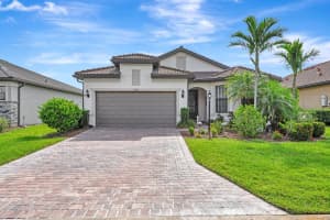 16723 Blackwater Ter, BRADENTON