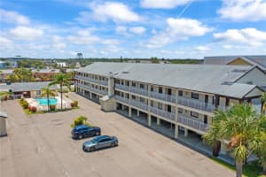 340 Causeway Blvd #104, DUNEDIN