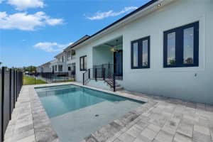6534 SIMONE SHORES CIRCLE, APOLLO BEACH, FL 33572 - MLS#MFRTB8389635
