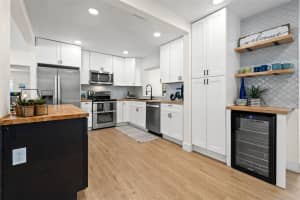 3300 52ND STREET, ST PETERSBURG, FL 33710 Sold 07/18/25
