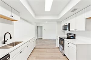 315 DORCHESTER DRIVE, VENICE, FL 34293 - MLS#MFRTB8389711
