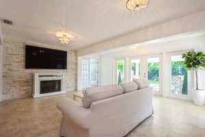 1247 OVERCASH DRIVE, DUNEDIN, FL 34698 Sold 06/20/25