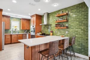 1120 43RD AVENUE, ST PETERSBURG, FL 33703 - MLS#MFRTB8389751