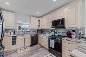 5201 108TH STREET, ST PETERSBURG, FL 33708 Sold 06/30/25