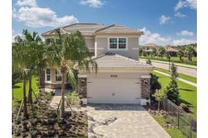 30402 SUNLAND COURT, WESLEY CHAPEL, FL 33543 Sold 05/28/25
