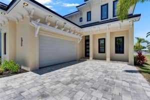 6522 Simone Shores Cir, APOLLO BEACH